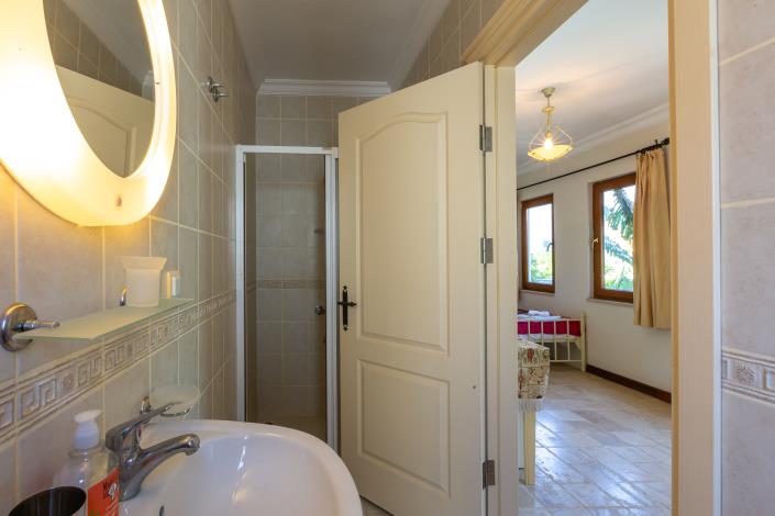 Image No.20-3 Bed Villa for sale