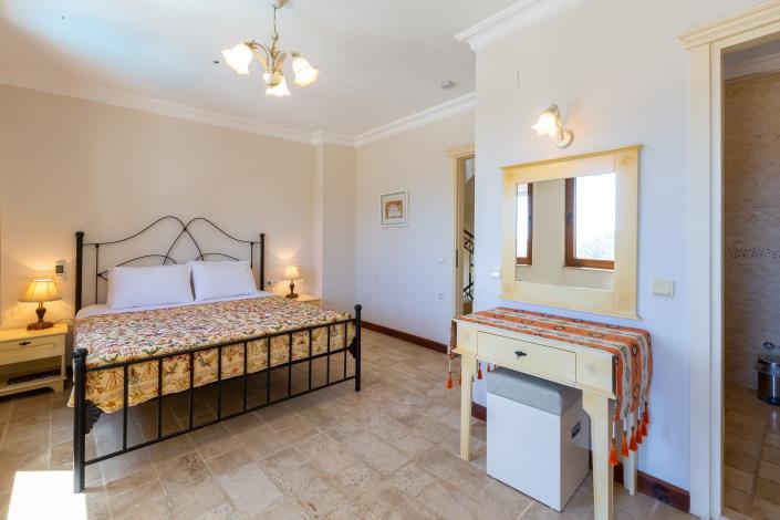 Image No.26-3 Bed Villa for sale