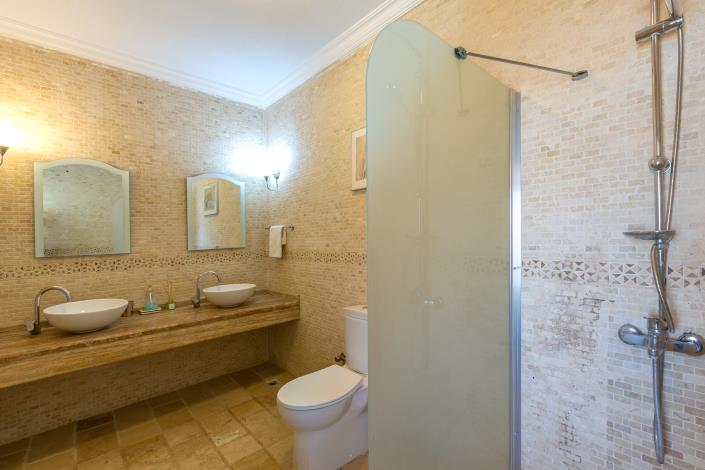 Image No.28-3 Bed Villa for sale