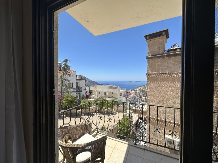 Image No.3-3 Bed Apartment for sale