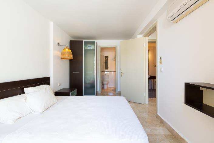 Image No.23-3 Bed Villa for sale