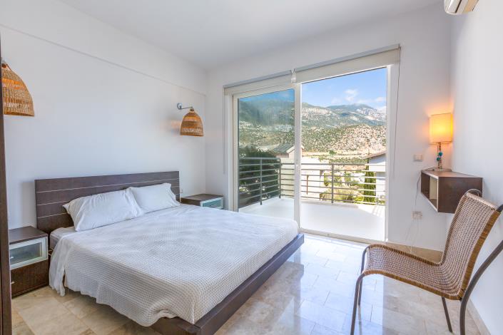 Image No.25-3 Bed Villa for sale