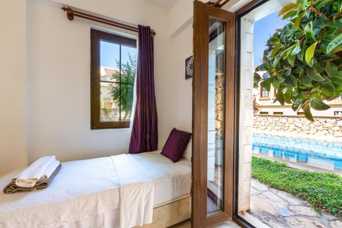 Image No.24-2 Bed Apartment for sale