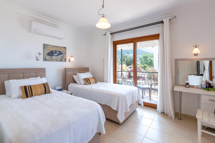 Image No.29-4 Bed Villa for sale