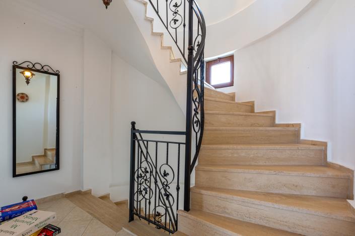 Image No.34-4 Bed Villa for sale