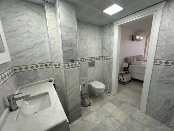 Image No.19-2 Bed Apartment for sale