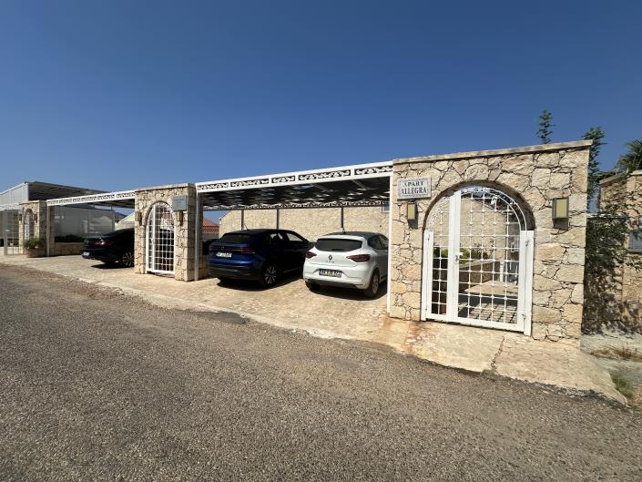 Image No.20-2 Bed Apartment for sale