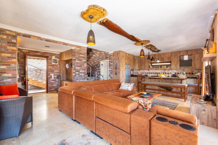 Image No.19-4 Bed Villa for sale
