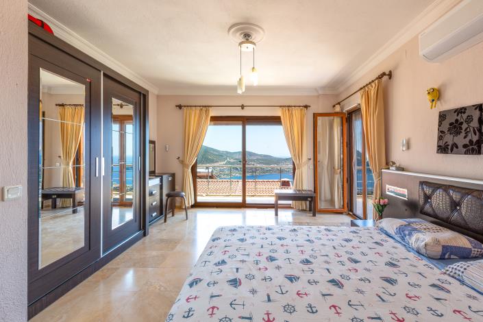 Image No.31-4 Bed Villa for sale