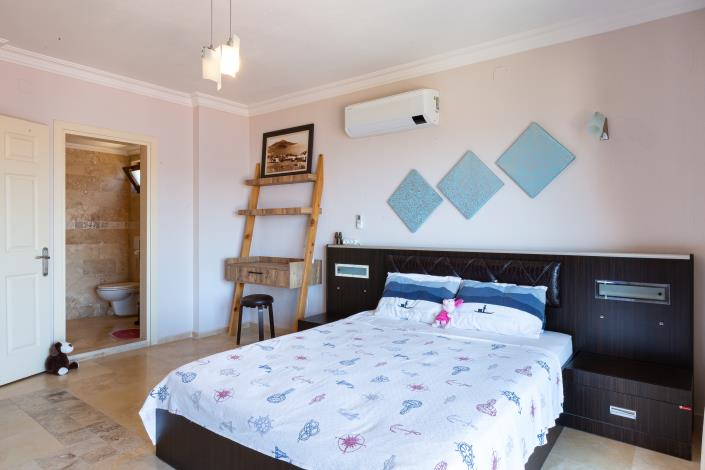 Image No.44-4 Bed Villa for sale