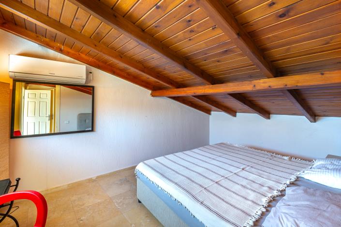 Image No.48-4 Bed Villa for sale