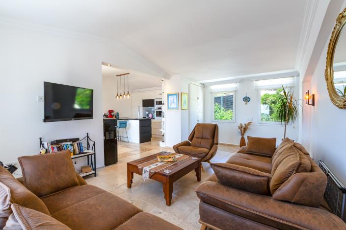 Image No.27-2 Bed Apartment for sale