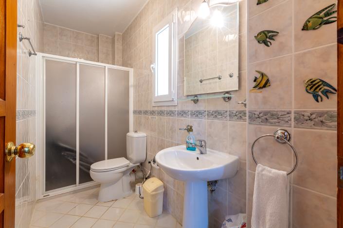 Image No.21-3 Bed Villa for sale