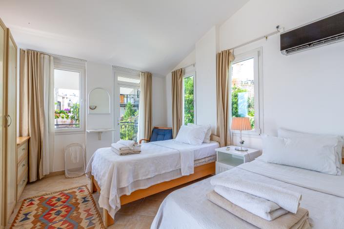 Image No.37-3 Bed Villa for sale