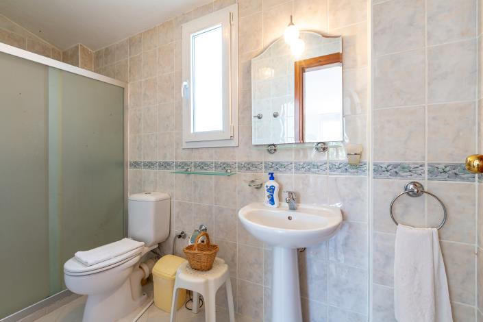 Image No.40-3 Bed Villa for sale