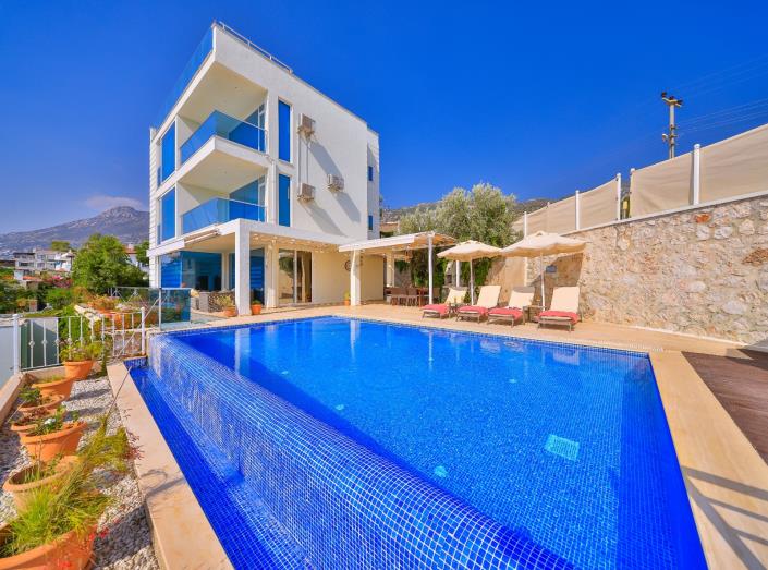 Image No.2-Villa de 5 chambres à vendre à Kalkan