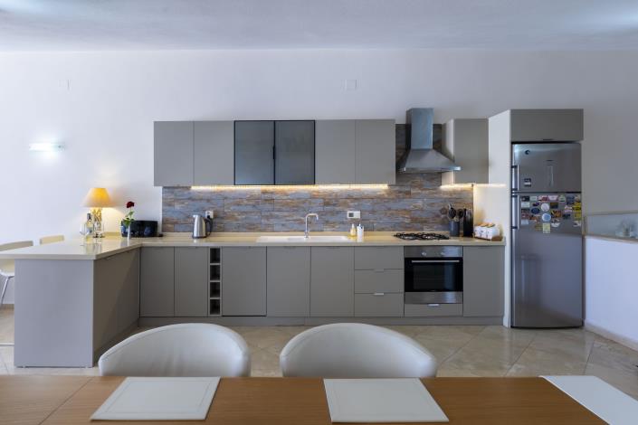 Image No.18-3 Bed Apartment for sale