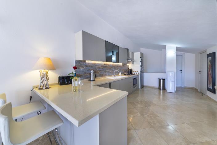 Image No.17-3 Bed Apartment for sale