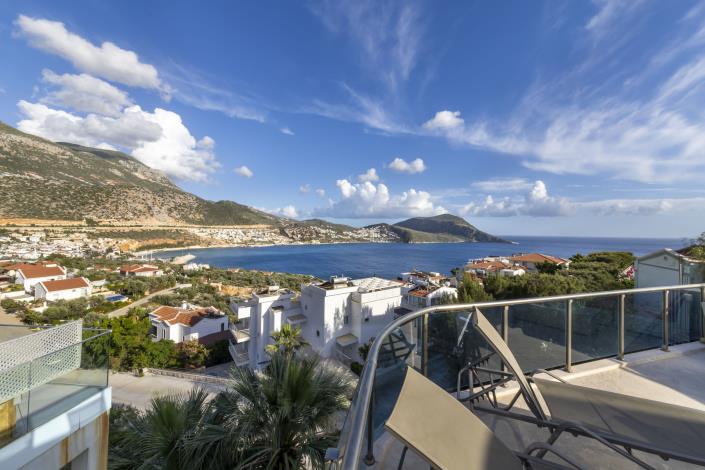 Image No.8-3 Bed Apartment for sale