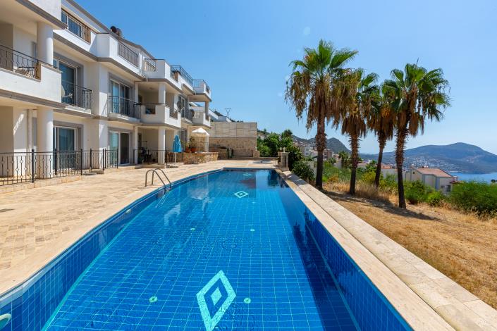 Image No.9-3 Bed Apartment for sale