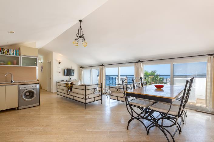 Image No.13-3 Bed Apartment for sale