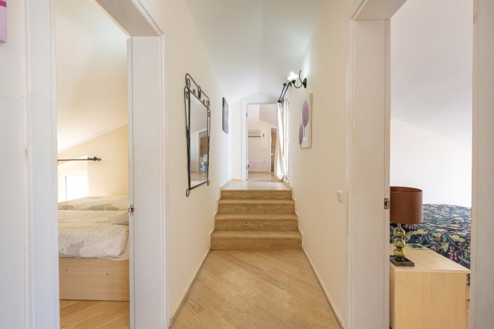 Image No.20-3 Bed Apartment for sale