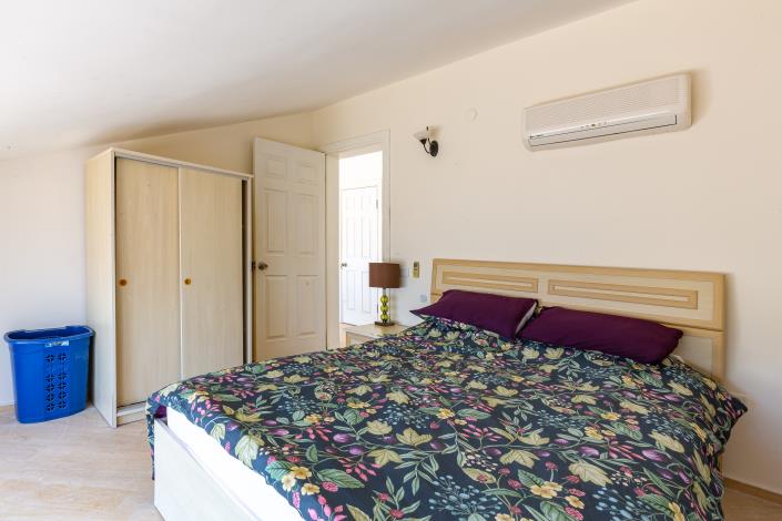 Image No.27-3 Bed Apartment for sale