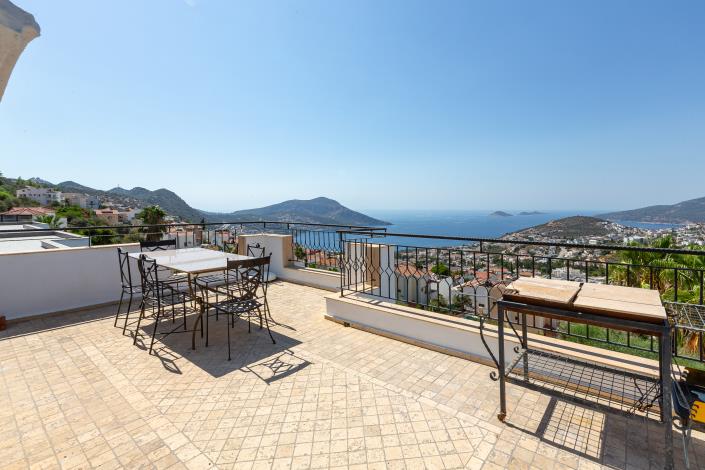 Image No.33-3 Bed Apartment for sale