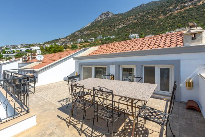 Image No.36-3 Bed Apartment for sale