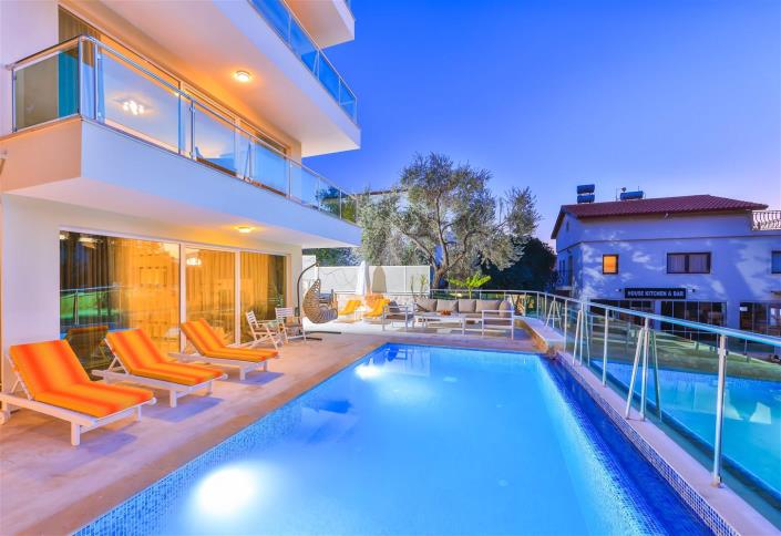 Image No.8-3 Bed Villa for sale