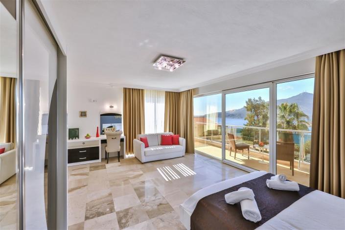 Image No.33-3 Bed Villa for sale