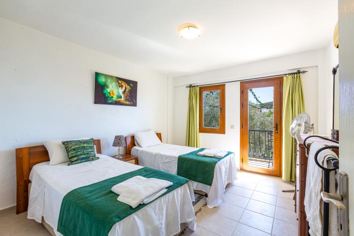 Image No.28-2 Bed Apartment for sale