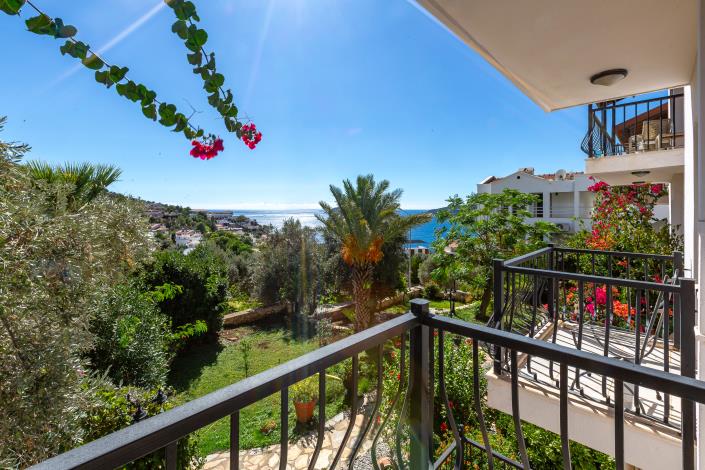Image No.30-2 Bed Apartment for sale