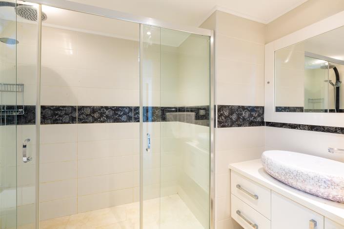 Image No.35-2 Bed Apartment for sale