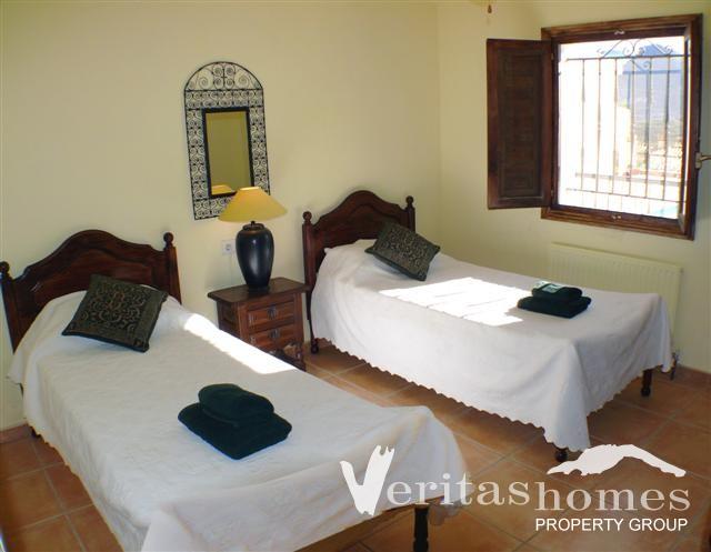 Image No.16-Villa de 12 chambres à vendre à Turre