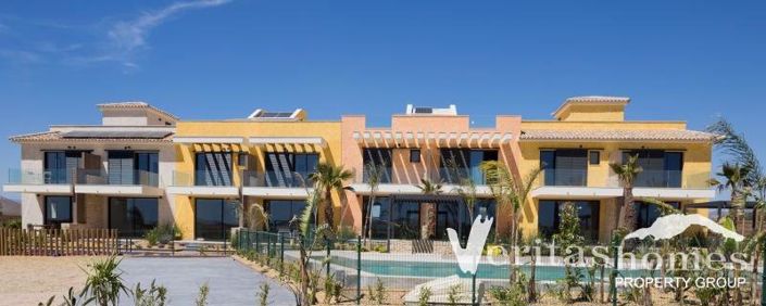 Image No.13-2 Bed Townhouse for sale