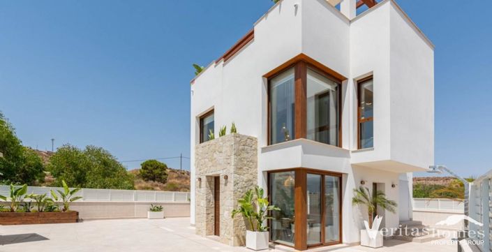 Image No.2-Villa de 3 chambres à vendre à Vera Playa