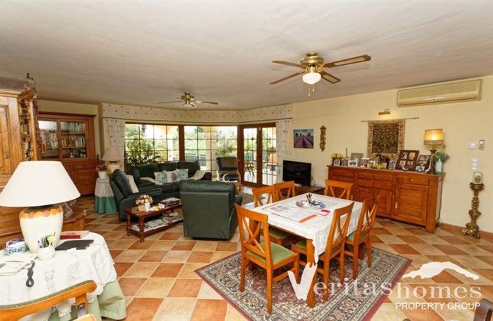 Image No.11-5 Bed Villa for sale