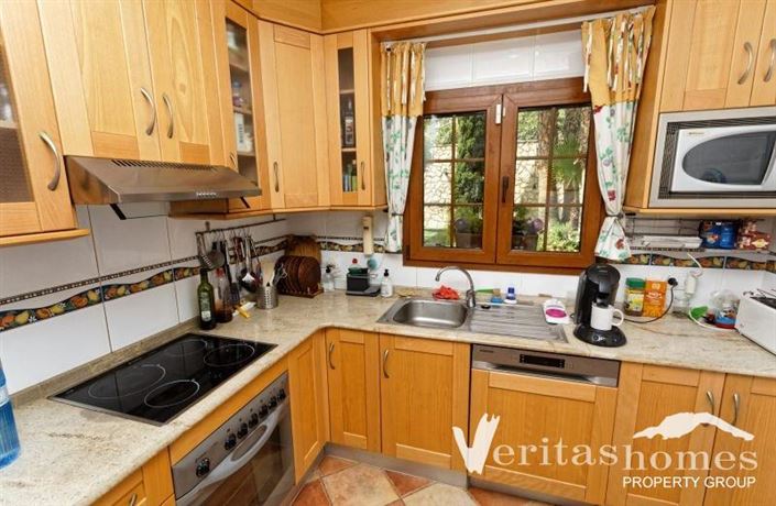 Image No.14-5 Bed Villa for sale