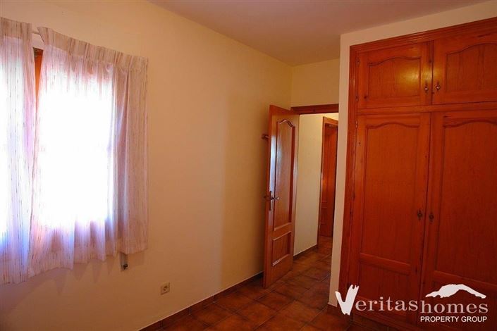 Image No.17-3 Bed Villa for sale