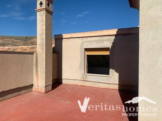 Image No.10-4 Bed Villa for sale