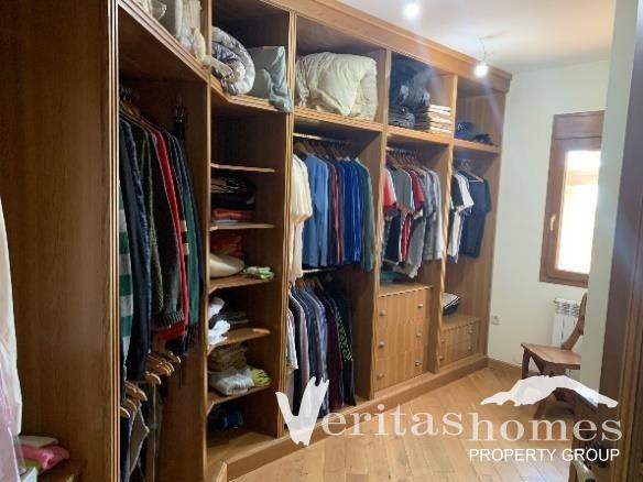 Image No.13-5 Bed Villa for sale