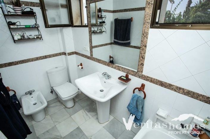 Image No.18-4 Bed Villa for sale