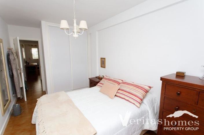 Image No.18-2 Bed Apartment for sale