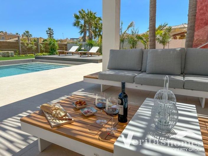 Image No.5-3 Bed Villa for sale