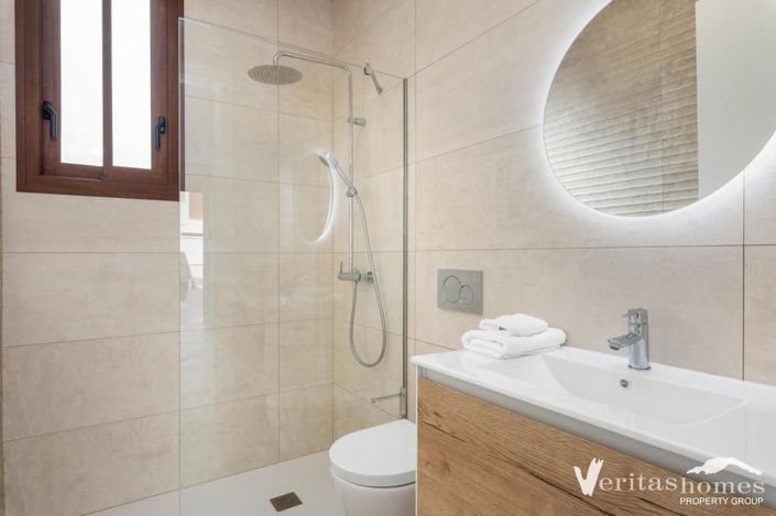 Image No.6-3 Bed Villa for sale