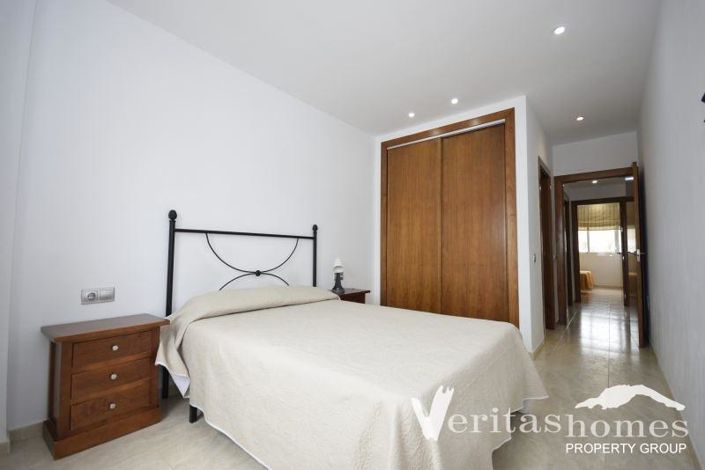 Image No.16-2 Bed Apartment for sale