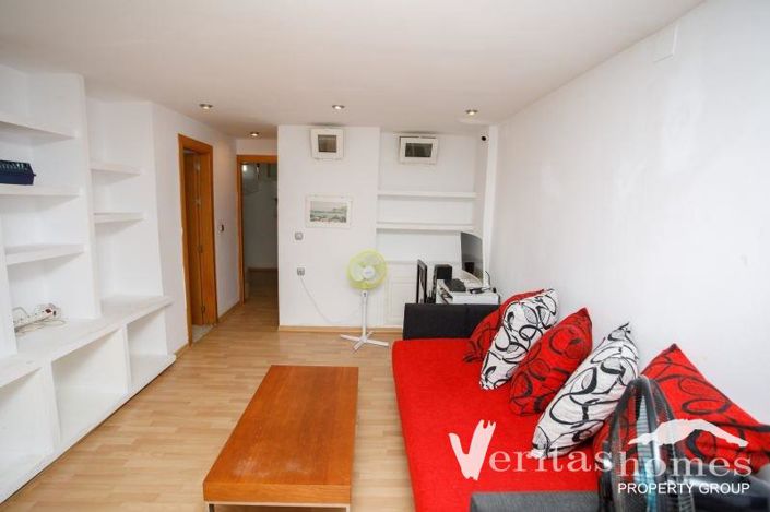 Image No.17-5 Bed Townhouse for sale