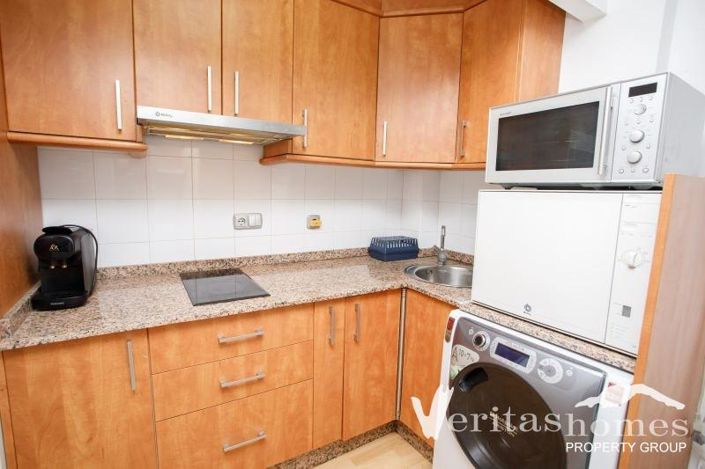 Image No.18-5 Bed Townhouse for sale