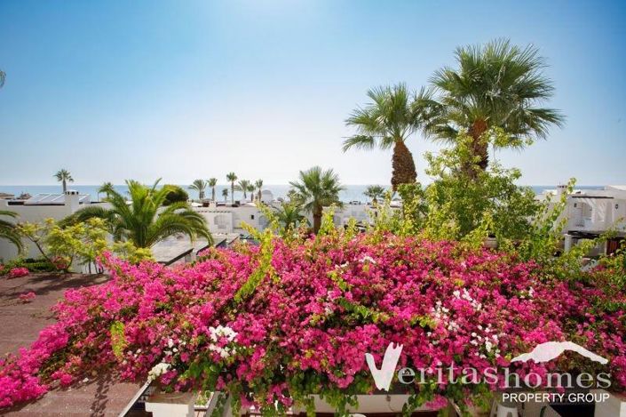 Image No.7-5 Bed Townhouse for sale